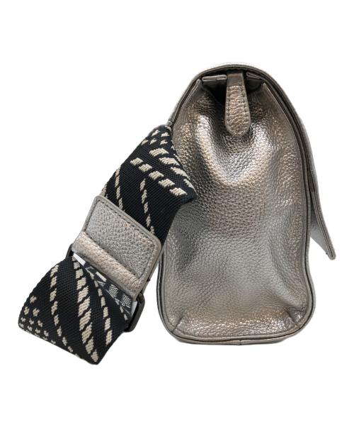 ear PAPILLONNER（イアパピヨネ）ear PAPILLONNER (イアパピヨネ) ワイドテープショルダーバッグ シルバー サイズ:下記参照の古着・服飾アイテム