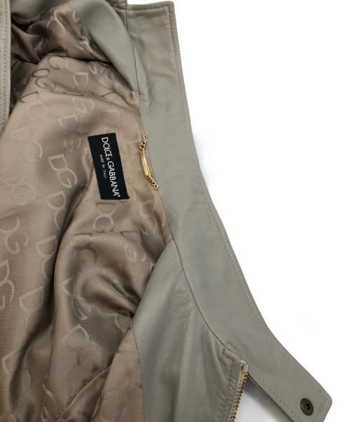 DOLCE & GABBANA（ドルチェ＆ガッバーナ）DOLCE & GABBANA (ドルチェ＆ガッバーナ) シープスキンレザージャケット グレー サイズ:SIZE 44の古着・服飾アイテム