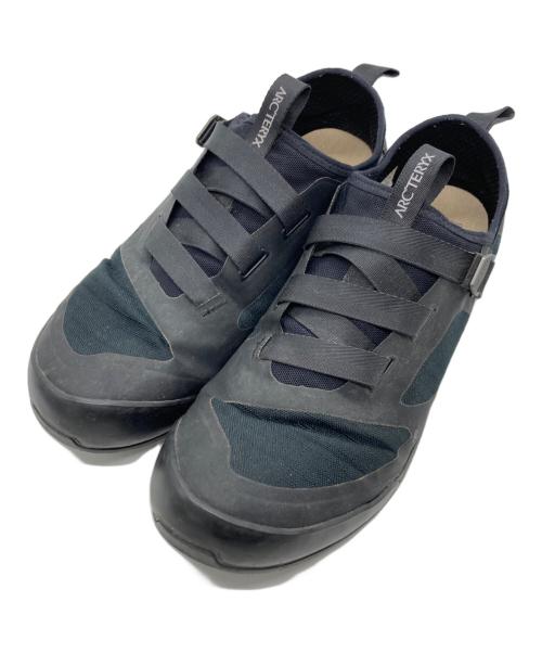 ARC'TERYX（アークテリクス）ARC'TERYX (アークテリクス) アラキス ローカットスニーカー ブラック サイズ:27.5cmの古着・服飾アイテム