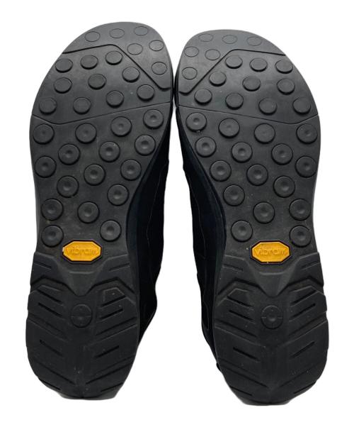 ARC'TERYX（アークテリクス）ARC'TERYX (アークテリクス) アラキス ローカットスニーカー ブラック サイズ:27.5cmの古着・服飾アイテム