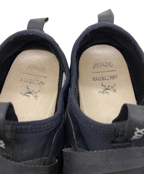 ARC'TERYX（アークテリクス）ARC'TERYX (アークテリクス) アラキス ローカットスニーカー ブラック サイズ:27.5cmの古着・服飾アイテム