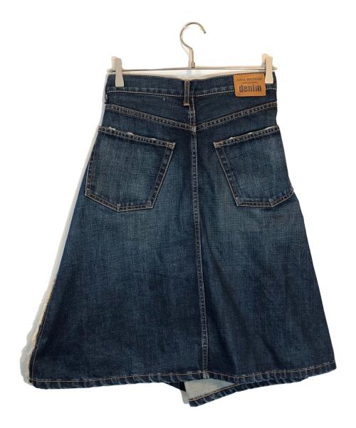 JUNYA WATANABE COMME des GARCONS（ジュンヤワタナベ コムデギャルソン）JUNYA WATANABE COMME des GARCONS ((ジュンヤワタナベ コムデギャルソン) 再構築変形デニムスカート インディゴ サイズ:SIZE Mの古着・服飾アイテム
