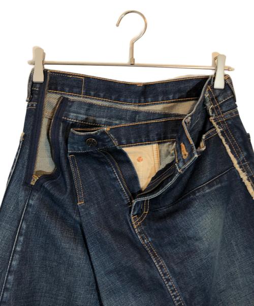 JUNYA WATANABE COMME des GARCONS（ジュンヤワタナベ コムデギャルソン）JUNYA WATANABE COMME des GARCONS ((ジュンヤワタナベ コムデギャルソン) 再構築変形デニムスカート インディゴ サイズ:SIZE Mの古着・服飾アイテム