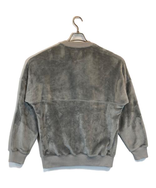 PALACE（パレス）PALACE (パレス) FLEECE POCKET DROP SHOULDER CREW グレー サイズ:SIZE Mの古着・服飾アイテム