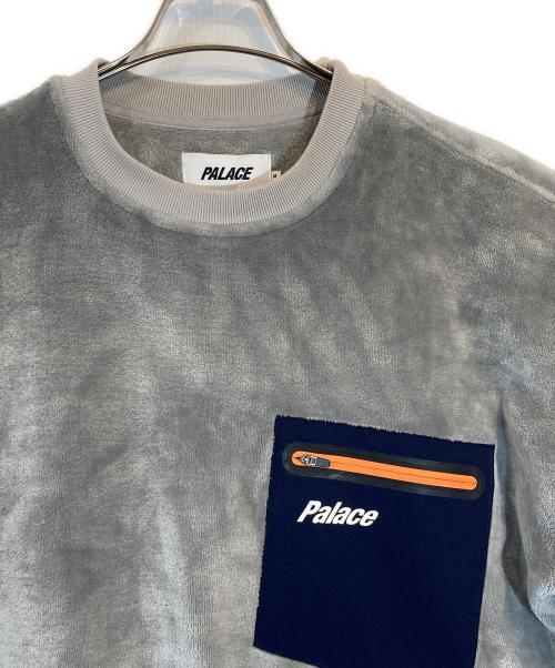 PALACE（パレス）PALACE (パレス) FLEECE POCKET DROP SHOULDER CREW グレー サイズ:SIZE Mの古着・服飾アイテム