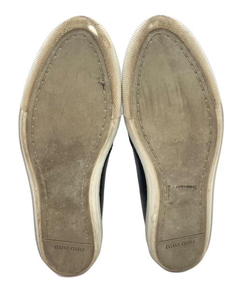 MIU MIU（ミュウミュウ）MIU MIU (ミュウミュウ) ローカットスニーカー ブラック サイズ:SIZE 36 1/2の古着・服飾アイテム
