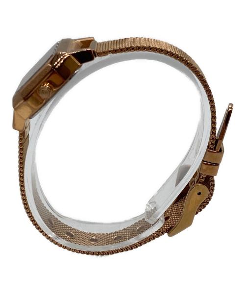 DIESEL（ディーゼル）DIESEL (ディーゼル) アナログ ステンレスウォッチ ゴールドの古着・服飾アイテム