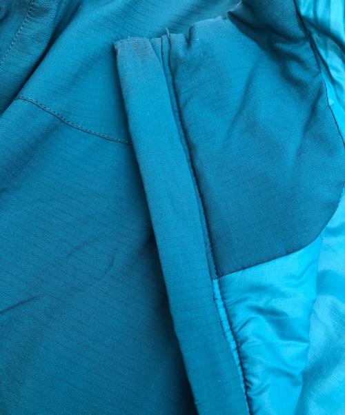 ARC'TERYX（アークテリクス）ARC'TERYX (アークテリクス) ATOM AR JACKET ブルー サイズ:Mの古着・服飾アイテム