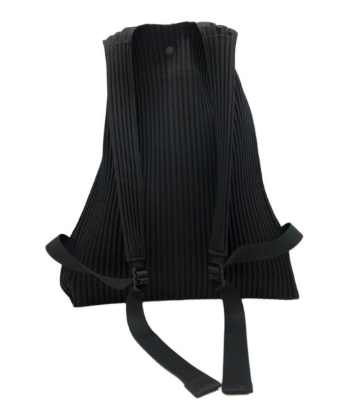 HOMME PLISSE ISSEY MIYAKE（オム プリッセ イッセイ ミヤケ）HOMME PLISSE ISSEY MIYAKE (オム プリッセ イッセイ ミヤケ) プリーツリュック ブラックの古着・服飾アイテム