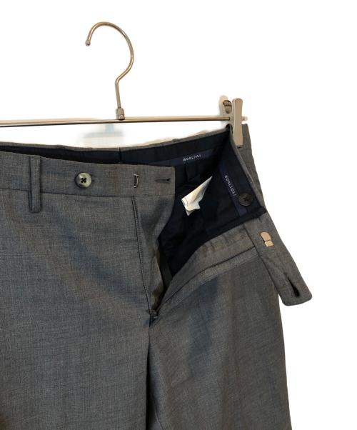 BOGLIOLI（ボリオリ）BOGLIOLI (ボリオリ) ウールコットンヘリンボーン3Bノープリーツスーツ グレー サイズ:44の古着・服飾アイテム