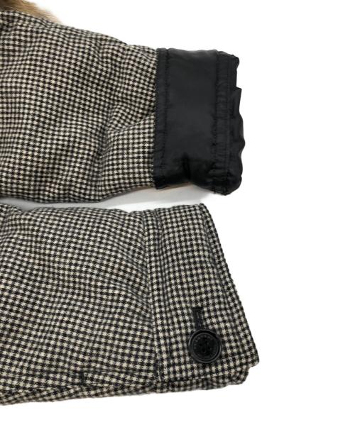 BURBERRY BLACK LABEL（バーバリーブラックレーベル）BURBERRY BLACK LABEL (バーバリーブラックレーベル) 鳥格子 ウール ダウンジャケット グレー サイズ:Lの古着・服飾アイテム