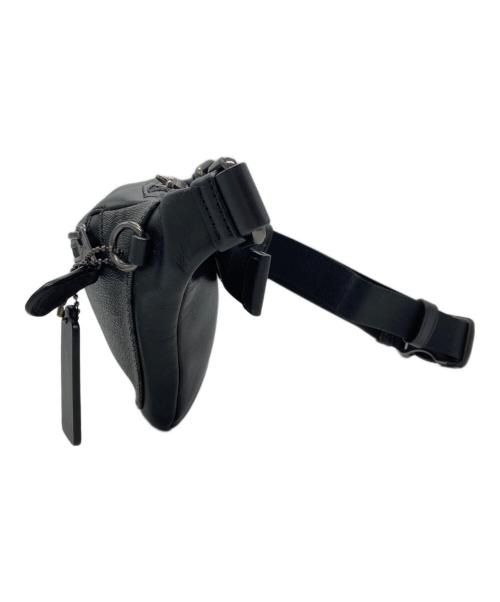 COACH（コーチ）COACH (コーチ) シグネチャーボディバッグ ブラックの古着・服飾アイテム