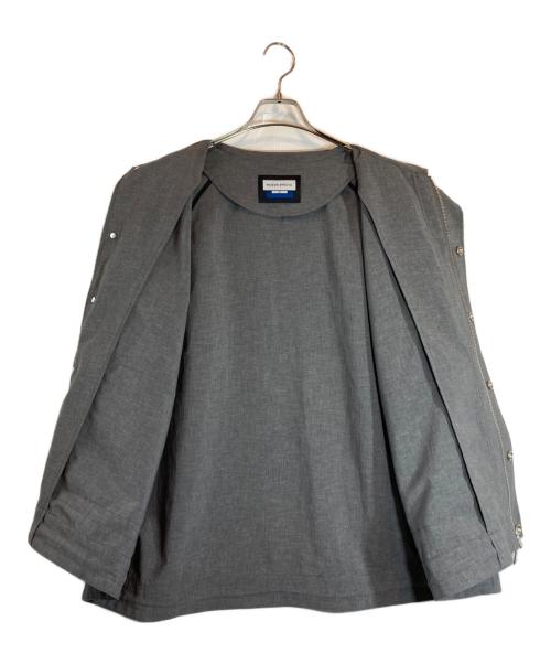 MAISON SPECIAL（メゾンスペシャル）MAISON SPECIAL (メゾンスペシャル) Prime-Over Many Pocket Sports Short Sleeve Shirt Blouson グレー サイズ:2の古着・服飾アイテム