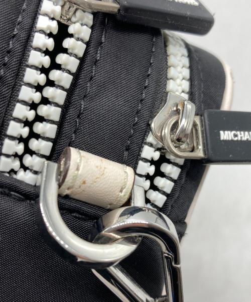 MICHAEL KORS（マイケル・コース）MICHAEL KORS (マイケル・コース) ショルダーバッグ ブラックの古着・服飾アイテム