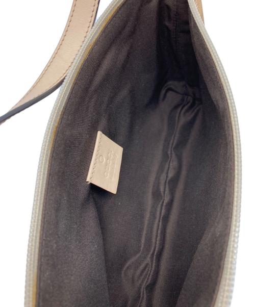 GUCCI（グッチ）GUCCI (グッチ) ショルダーバッグ アイボリーの古着・服飾アイテム