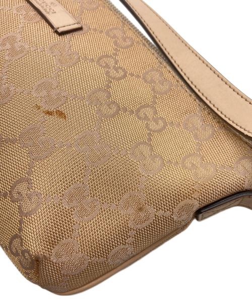 GUCCI（グッチ）GUCCI (グッチ) ショルダーバッグ アイボリーの古着・服飾アイテム
