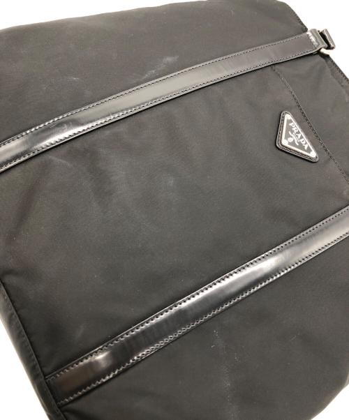 PRADA（プラダ）PRADA (プラダ) 三角プレートナイロンハンドバッグ ブラックの古着・服飾アイテム