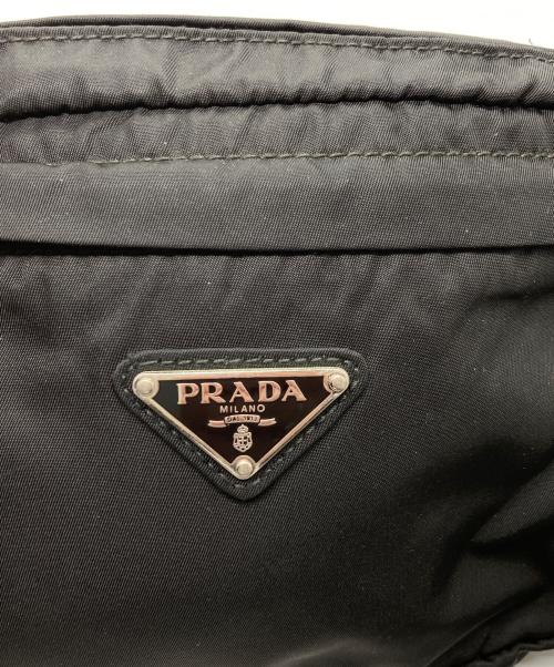 PRADA（プラダ）PRADA (プラダ) 三角プレートウエストバッグ ブラックの古着・服飾アイテム