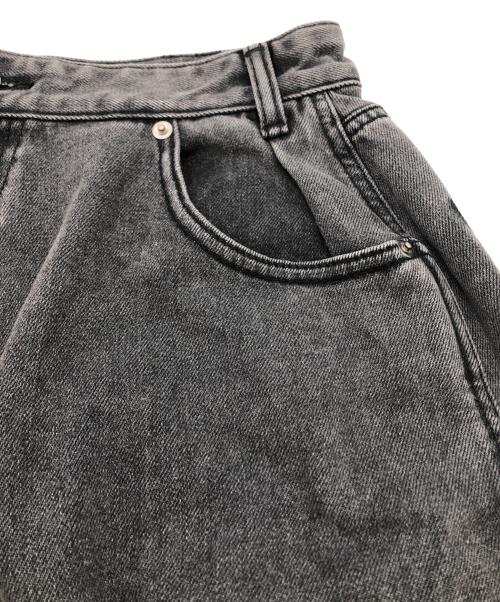 machatt（マチャット）machatt (マチャット) タックデニムハーフパンツ ブラック サイズ:38の古着・服飾アイテム