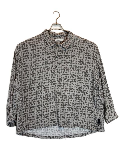 TIGHTBOOTH PRODUCTION（タイトブースプロダクション）TIGHTBOOTH PRODUCTION (タイトブースプロダクション) 総柄シャツ グレー サイズ:Lの古着・服飾アイテム