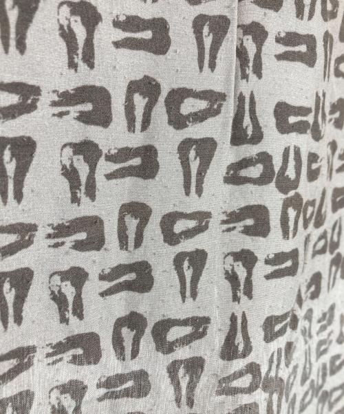 TIGHTBOOTH PRODUCTION（タイトブースプロダクション）TIGHTBOOTH PRODUCTION (タイトブースプロダクション) 総柄シャツ グレー サイズ:Lの古着・服飾アイテム