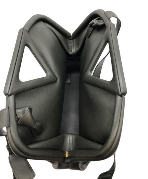 BOTTEGA VENETA（ボッテガベネタ）BOTTEGA VENETA (ボッテガベネタ) ザ・トライアングル 2WAYショルダーバッグ カーキの古着・服飾アイテム