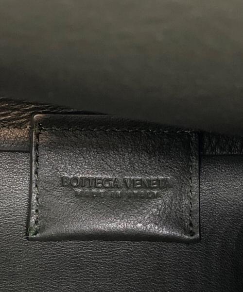 BOTTEGA VENETA（ボッテガベネタ）BOTTEGA VENETA (ボッテガベネタ) ザ・トライアングル 2WAYショルダーバッグ カーキの古着・服飾アイテム