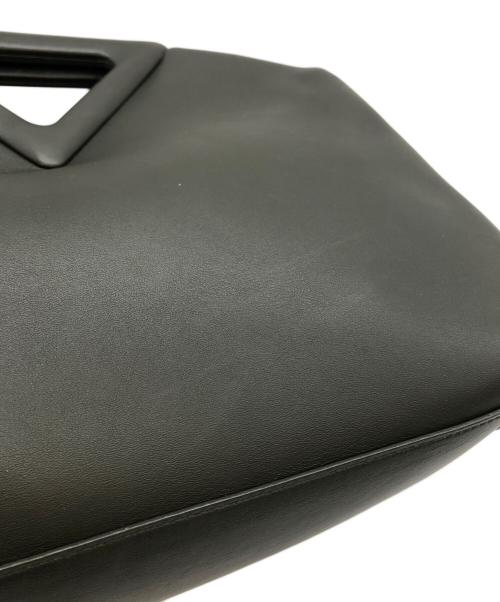 BOTTEGA VENETA（ボッテガベネタ）BOTTEGA VENETA (ボッテガベネタ) ザ・トライアングル 2WAYショルダーバッグ カーキの古着・服飾アイテム