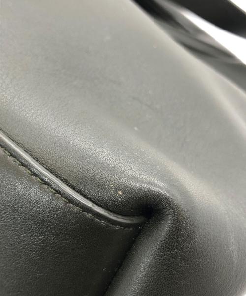 BOTTEGA VENETA（ボッテガベネタ）BOTTEGA VENETA (ボッテガベネタ) ザ・トライアングル 2WAYショルダーバッグ カーキの古着・服飾アイテム