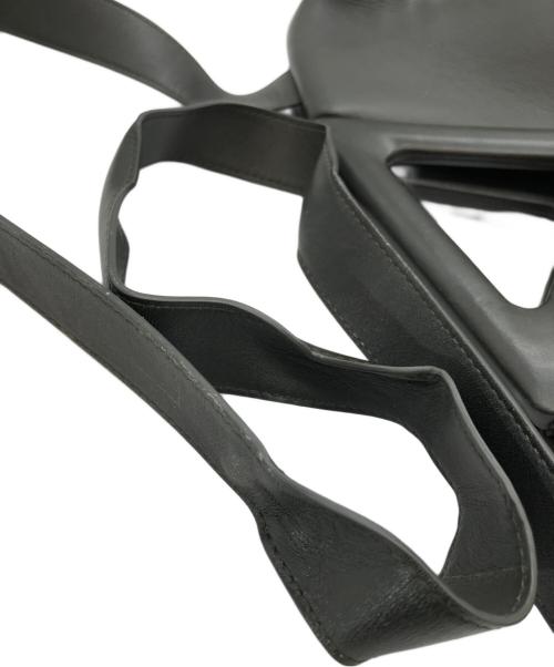 BOTTEGA VENETA（ボッテガベネタ）BOTTEGA VENETA (ボッテガベネタ) ザ・トライアングル 2WAYショルダーバッグ カーキの古着・服飾アイテム