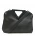 BOTTEGA VENETA（ボッテガベネタ）の古着「ザ・トライアングル 2WAYショルダーバッグ」｜カーキ