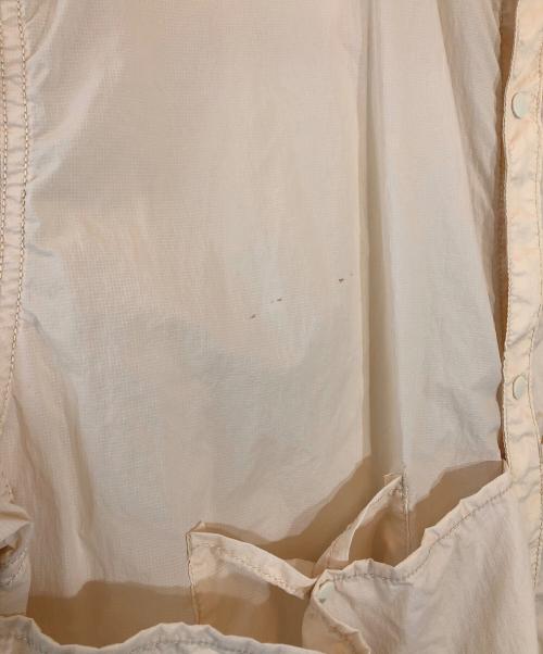 ENDS and MEANS（エンズアンド ミーンズ）ENDS AND MEANS (エンズアンド ミーンズ) ナイロンシャツ ベージュ サイズ:XLARGEの古着・服飾アイテム