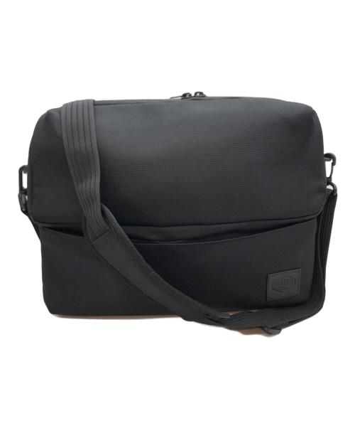 SIMCLEAR（シムクリア）SIMCLEAR (シムクリア) TSUNAGU BAG SWIFT ブラックの古着・服飾アイテム