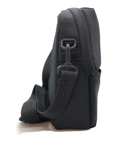 SIMCLEAR（シムクリア）SIMCLEAR (シムクリア) TSUNAGU BAG SWIFT ブラックの古着・服飾アイテム