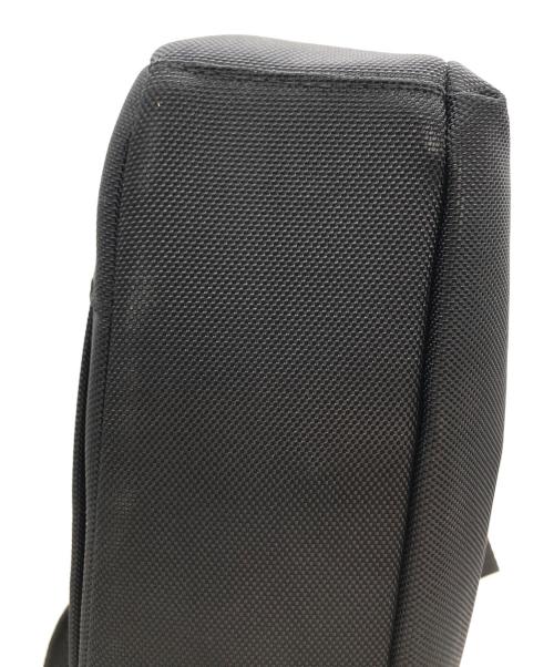 SIMCLEAR（シムクリア）SIMCLEAR (シムクリア) TSUNAGU BAG SWIFT ブラックの古着・服飾アイテム