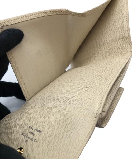 LOUIS VUITTON（ルイ ヴィトン）LOUIS VUITTON (ルイ ヴィトン) 2つ折り財布 ホワイトの古着・服飾アイテム