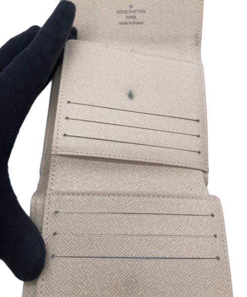 LOUIS VUITTON（ルイ ヴィトン）LOUIS VUITTON (ルイ ヴィトン) 2つ折り財布 ホワイトの古着・服飾アイテム