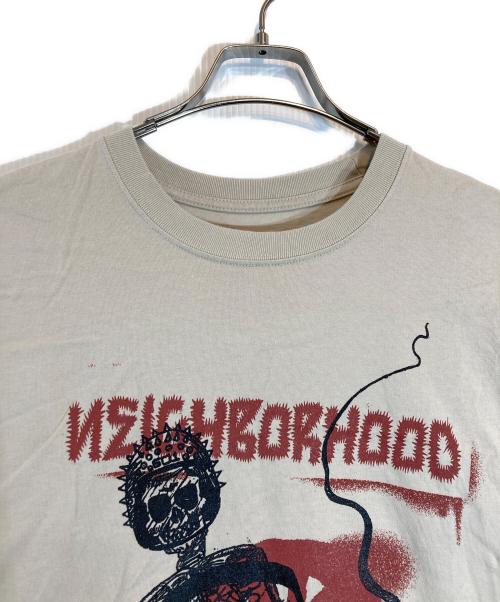 NEIGHBORHOOD（ネイバーフッド）NEIGHBORHOOD (ネイバーフッド) BABYLONE (バビロン) プリントTシャツ ベージュ サイズ:Mの古着・服飾アイテム