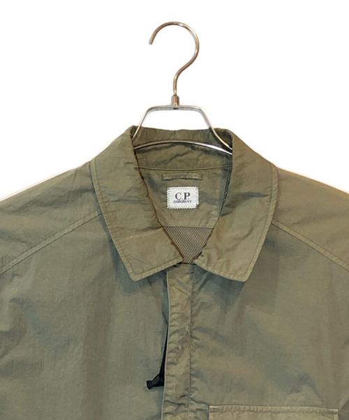 C.P COMPANY（シーピーカンパニー）C.P COMPANY (シーピーカンパニー) CHROME-R OVERSHIRT（クロムアールオーバーシャツ） カーキ サイズ:Lの古着・服飾アイテム