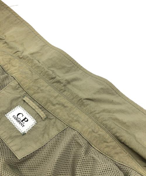 C.P COMPANY（シーピーカンパニー）C.P COMPANY (シーピーカンパニー) CHROME-R OVERSHIRT（クロムアールオーバーシャツ） カーキ サイズ:Lの古着・服飾アイテム