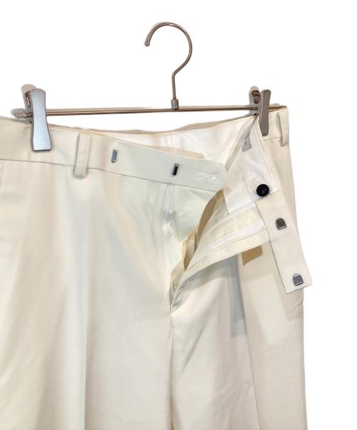 JOHN LAWRENCE SULLIVAN（ジョン ローレンス サリバン）JOHN LAWRENCE SULLIVAN (ジョン ローレンス サリバン) WOOL TUXEDO TROUSERS アイボリー サイズ:４６の古着・服飾アイテム