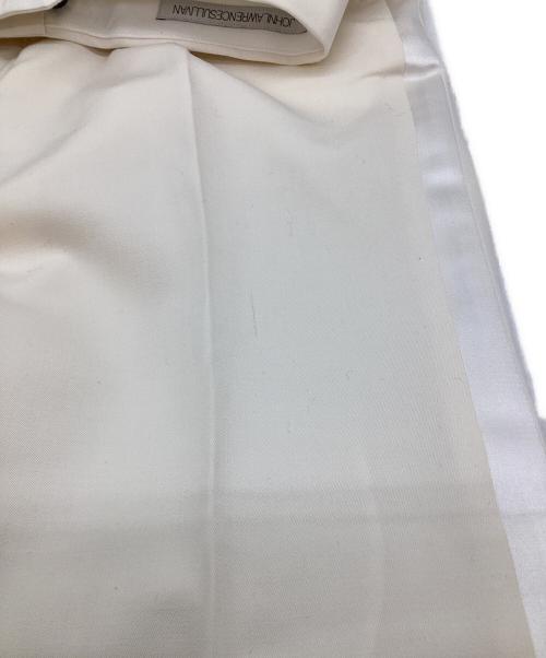 JOHN LAWRENCE SULLIVAN（ジョン ローレンス サリバン）JOHN LAWRENCE SULLIVAN (ジョン ローレンス サリバン) WOOL TUXEDO TROUSERS アイボリー サイズ:４６の古着・服飾アイテム