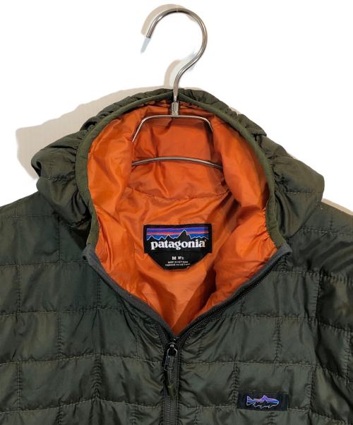 Patagonia（パタゴニア）Patagonia (パタゴニア) ナノ・パフ・フィッツロイ・トラウト・フーディ オリーブ サイズ:SIZE Mの古着・服飾アイテム
