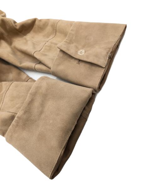 EMMETI（エンメティ）EMMETI (エンメティ) ゴートスキンスウェードダブルジャケット ベージュ サイズ:SIZE 48の古着・服飾アイテム