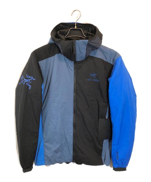ARC'TERYX（アークテリクス）ARC'TERYX (アークテリクス) 別注Atom LT Hoody（アトム LT フーディー ） ブルー×ブラック サイズ:M 未使用品の古着・服飾アイテム