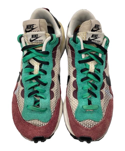 NIKE（ナイキ）NIKE (ナイキ) sacai (サカイ) String and Black-Villain Red ボルドー サイズ:SIZE US 8.5の古着・服飾アイテム