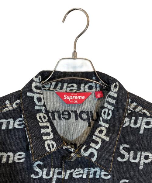 SUPREME（シュプリーム）SUPREME (シュプリーム) Jacquard Logos Denim Trucker Jacket（ジャガード ロゴ デニム トラッカージャケット） インディゴ サイズ:XLの古着・服飾アイテム