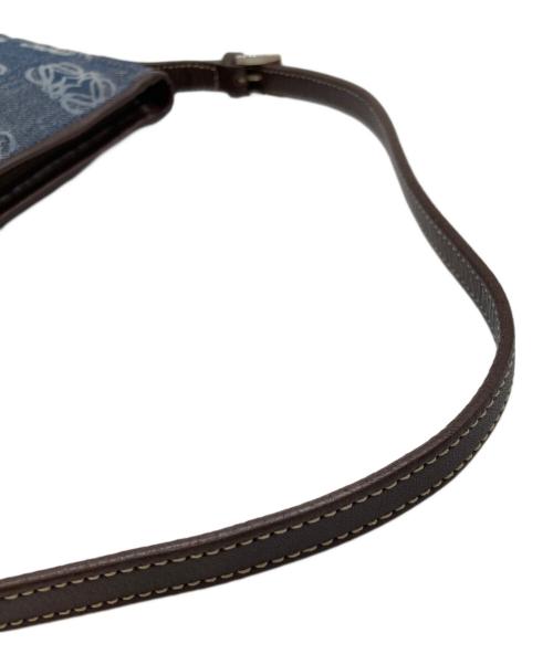 LOEWE（ロエベ）LOEWE (ロエベ) リピートアナグラムアクセサリーポーチ インディゴの古着・服飾アイテム