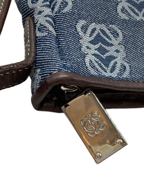 LOEWE（ロエベ）LOEWE (ロエベ) リピートアナグラムアクセサリーポーチ インディゴの古着・服飾アイテム
