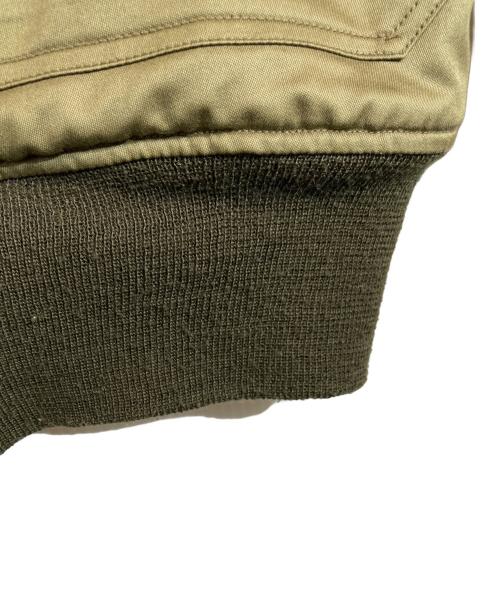 BUZZ RICKSON'S（バズリクソンズ）Buzz Rickson's (バズリクソンズ) B-10フライトジャケット オリーブ サイズ:40の古着・服飾アイテム